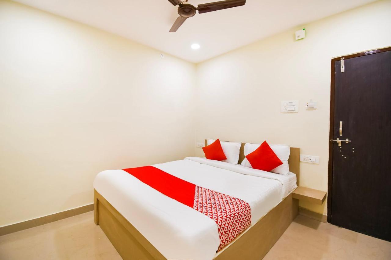 Oyo Flagship 45586 Hotel Airport Inn Raipur (Chhattisgarh) Exterior photo