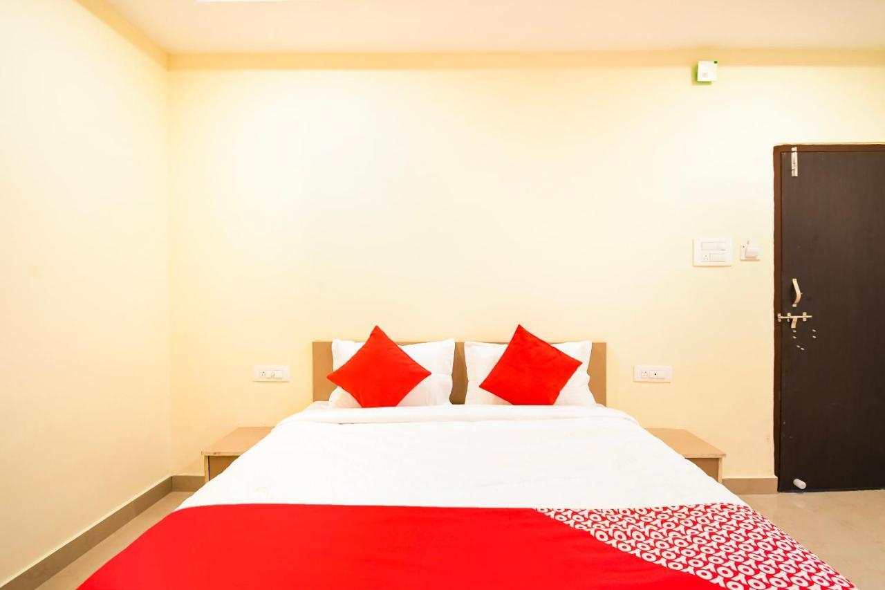 Oyo Flagship 45586 Hotel Airport Inn Raipur (Chhattisgarh) Exterior photo